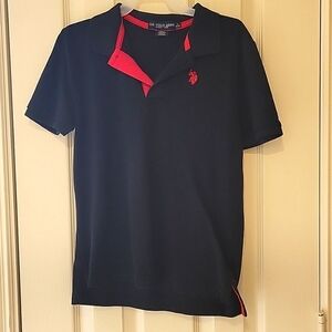 Black NWOT polo size boys large (10-12)
